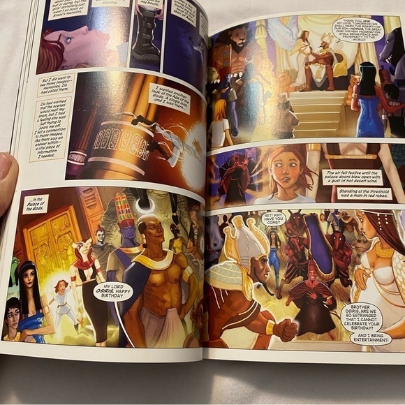 The Red Pyramid By Rick Riordan Adapted By Orpheus Collar Graphic Novel - Picture 3 of 5